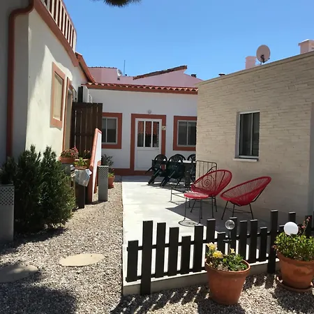 Casa O Futuro * Alcobaça